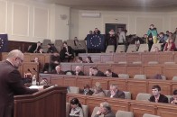 Студенти у залі Волинської облради розповіли, що зроблять з депутатами, які зірвали сесію