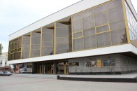 У Луцьку драмтеатр здає в оренду приміщення під кафетерій