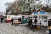 Доньці луцького підприємця нарешті дали можливість впорядкувати зупинку громадського транспорту біля Центрального ринку