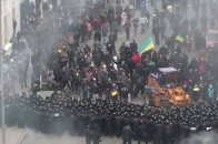 Що відбувається біля Адміністрації Президента. ОНЛАЙН ТРАНСЛЯЦІЯ