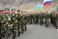 Депутат просить Путіна ввести в Україну російські війська