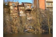 У Луцьку завершують укріплювати береги Стиру