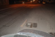 На Волині міліція випадково спіймала громадян, які крали каналізаційну решітку