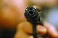 Грабіжник 10 годин тримав продавчиню «ювелірки» у заручниках
