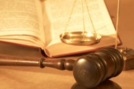 Суд не зглянувся над директором волинського коледжу, який за навчання вимагав хабарі