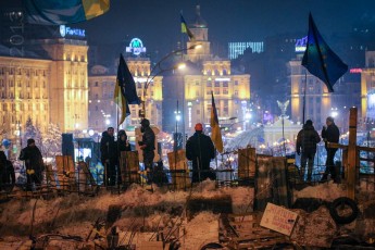 Експерти: Євромайдан може домогтись відставки Азарова та перевиборів Ради