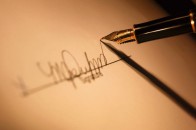 Опозиція підрахувала, що для відставки Кабміну не вистачає 19 підписів