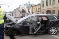 У Луцьку мерседес протаранив вантажівку