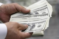 Чиновник попався на хабарі в 1,6 мільйона