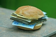 Студентам виплатять стипендії з російських мільярдів