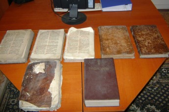 На Волині бібліотека отримала рідкісну колекцію книг