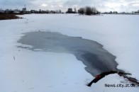 Волинський рибалка провалився під кригу за 170 метрів від берега