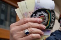 Міліціонер вимагав чималого хабара від підприємця
