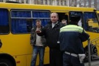 Волинянин кидався з ножем на пасажирів, щоб не платити у маршрутці