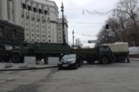 Під Кабмін під'їхала військова техніка, - ЗМІ