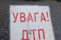 Волинянин наїхав на підводу та врізався у зустрічне авто