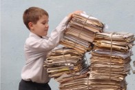 Романюк подякував кращим збирачам макулатури