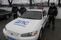 Українець офіційно зажадав супроводу ДАІ для поїздки з друзями в лазню