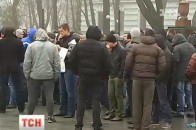 В центрі Києва збираються «тітушки»