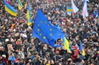 «Закон і Бізнес»: арештовано рахунки Євромайдану