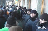 Скільки міліції охороняло Волиньраду під час протесту? ФОТОРЕПОРТАЖ