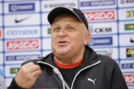 У кого Кварцяний відбив кохану?