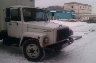 Хлопчик ковзався на вантажівці й зламав собі ноги