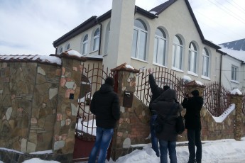 Як луцький Автомайдан об'їжджав помешкання високопосадовців-регіоналів