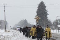 На Волині освятили аварійно небезпечну дорогу