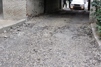 Хто відповідає за неякісний ремонт прибудинкових територій у Луцьку?