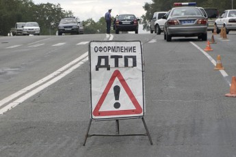 В Луцьку автівка виїхала на тротуар і збила 58-річну жінку