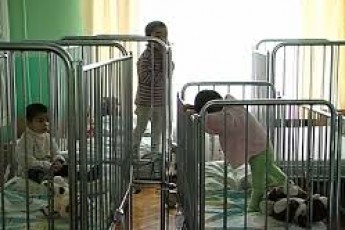 На Волині у жінки відібрали п’ятеро дітей