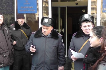 На інавгурацію Башкаленка в ОДА пропускали по списках ФОТОРЕПОРТАЖ