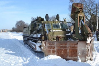 Волинські військові рятували рівненські села від непрохідних заметів