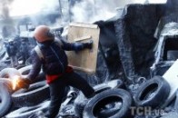 «В'язням Грушевського» обмотували голови та катували електрошокерами