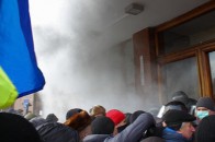 Біля Волинської ОДА зводять барикади
