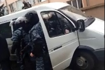 Волинські правоохоронці намагалися вивезти з собою зброю