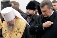 Віруючі УПЦ (МП) закликають піддати Януковича анафемі, - ЗМІ
