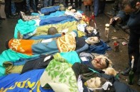 За сьогодні вбили близько 100 активістів на Майдані, - медики