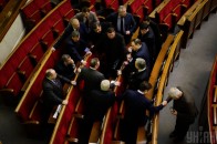 Депутати скасували скандальний мовний закон