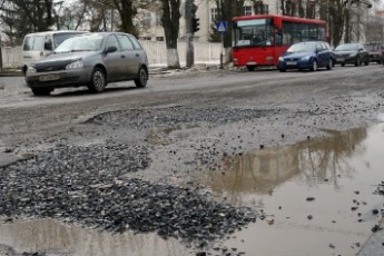 На Волині почали ремонтувати дороги вже в лютому