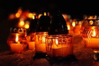 На місце, де загинув волинянин, кияни масово несуть квіти