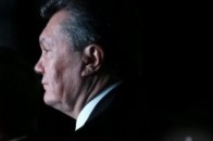 Янукович сидить на військовій базі і чекає вильоту в Росію - ЗМІ