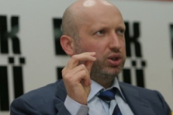 Сьогодні у Верховній Раді Турчинову нададуть повноваження підписувати закони