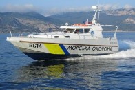 Загін морської охорони Держприкордонслужби України оточили невідомі озброєні особи