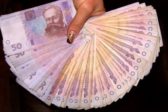 Гузь хоче знати куди йшли «мільйонні обороти»