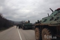 Десять російських БТР їдуть в бік Сімферополя, - ЗМІ