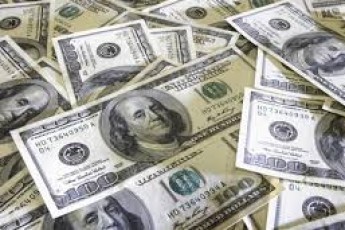 Долар на міжбанку знову зростає і становить  11,1 гривень