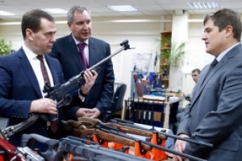 Російський віце-прем'єр заявив про можливе застосування ядерної зброї
