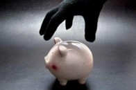На Волині двоє товаришів обікрали пенсіонерку